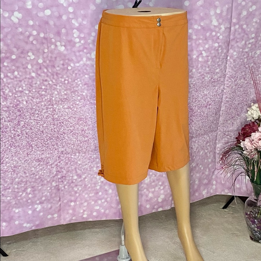 Chico’s Zenergy capris, soft and comfy with adjustable leg *see size chart* - Picture 9 of 15